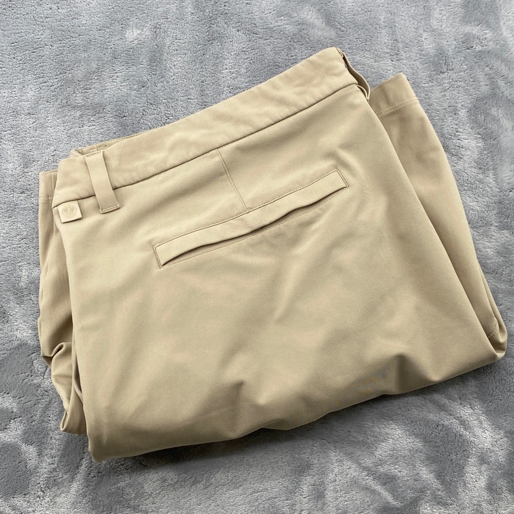 Lululemon Commission Golf Shorts 40 Khaki Tan Warpstreme 7 Inch Inseam LM7BS5S
